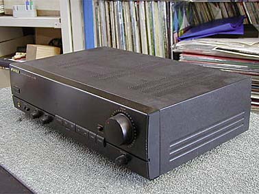 SANSUI  アンプ　AU-a205 ☆SANSUI AU-α205 プリメインアンプ。￥25,000
