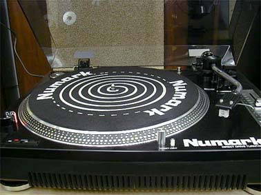 NUMARK TT-1910 DIRECT DRIVE TURNTABLE Tested & Works