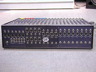 Soundcraft Series 200B アナログミキサー Soundcraft Series 200B 8-Channel 4-Bus Mixing Console