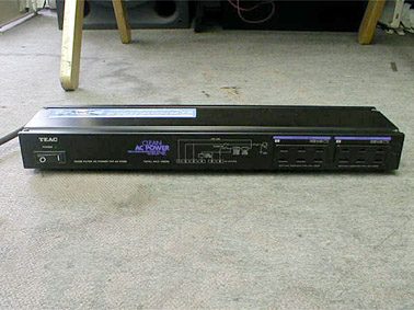 TEAC ノイズフィルター ACパワータップ AV-P455 NOISE FILTER AC POWER TAP TEAC AV-P455 ノイズフィルター AC電源タップ 通電確認のみ
