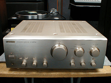 アンプ SANSUI AU-a607MR SANSUI AU-α607MR プリメインアンプ / 札幌の中古オーディオ・レコード