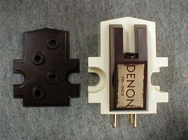 DENON MCカートリッジ DL-303 専用ケース 箱入り 美品 DENON MCカートリッジ DL-303 専用ケース 箱入り 美品 DENON