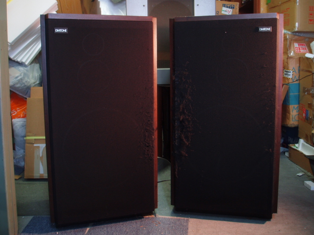 DIATONE DS-90C
大型フロア型スピーカー Diatone ds-90c - YouTube