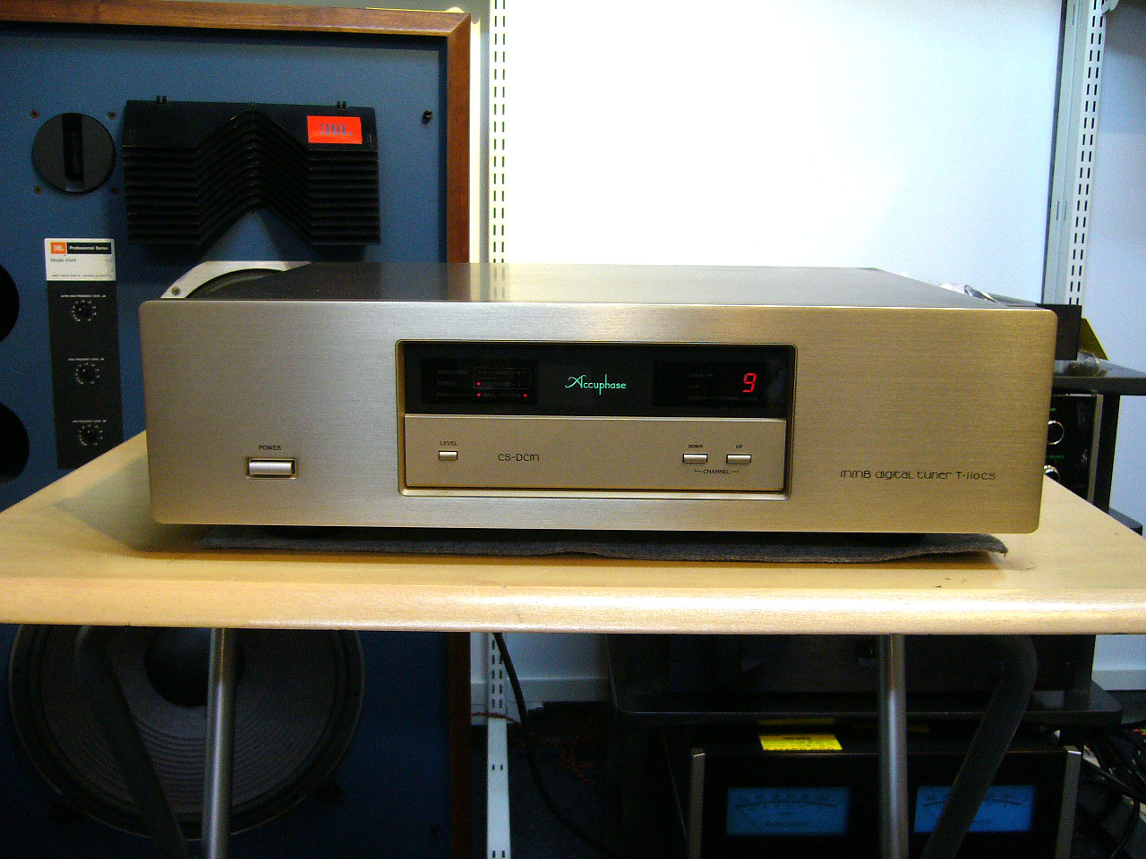 T-110CS Accuphase - 中古オーディオ 高価買取・販売 ハイファイ堂