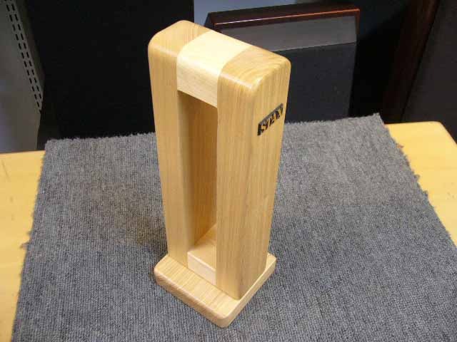 STAX HPS-2 ヘッドフォンスタンド STAX HPS-2 Natural Wood Headphone Stand — Stax