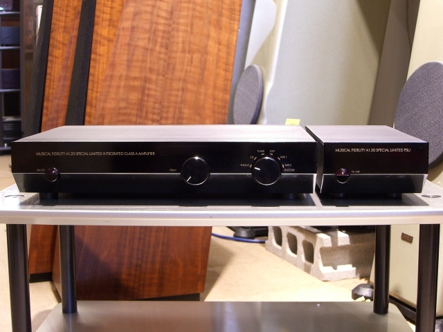 A1.20 special limited MUSICAL FIDELITY - HiFi-Do McIntosh A1.20 special limited MUSICAL FIDELITY - HiFi-Do McIntosh