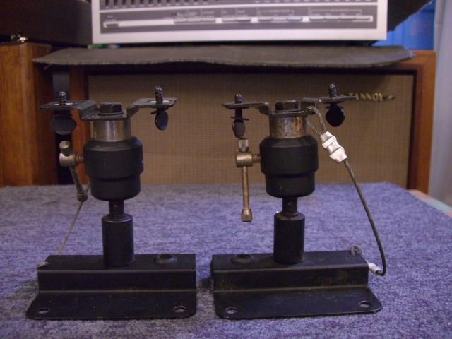 CONTROL1用ブラケット JBL - 中古オーディオ 高価買取・販売 ハイファイ堂