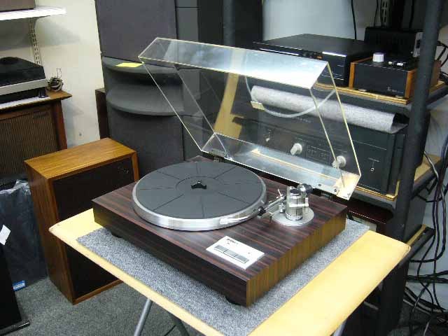 【昭和家電】レコードデッキ YAMAHA 1975年製 昭和家電】レコードデッキ YAMAHA 1975年製
