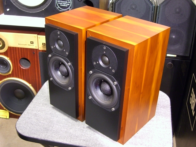 ATC SCM10 スピーカー ATC SCM10の仕様