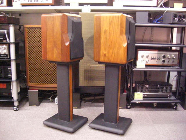 ACADEMY 2 CHARIO - 中古オーディオ 高価買取・販売 ハイファイ堂