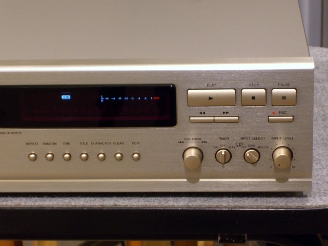 DENON DMD-1500 MDデッキ　MDプレーヤー/レコーダー　 日本製 DENON DMD-1500(DMD-1500-N/DMD-1500-K)の仕様 デノン/デンオン