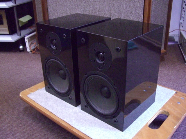 NHT スーパーワン　密閉型　定価69000円　1997年製　深い圧倒的重低音域 SUPER ONE NHT - 中古オーディオ 高価買取・販売 ハイファイ堂