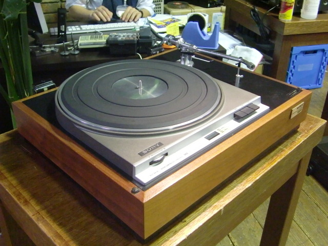 希少 動作確認済 ソニー ターンテーブル PS-2400 カートリッジ付き