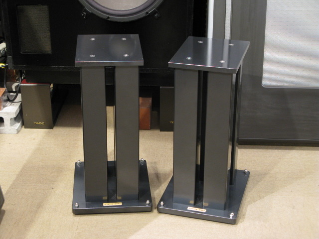 ACOUSTIC REVIVE RSS-504 スピーカースタンド 一個 アコースティックリバイブ Acoustic Revive RSS-504 スピーカー