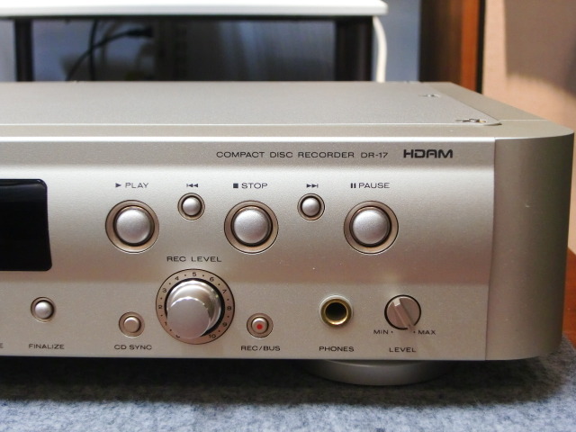 △217 中古品 オーディオ機器 CDレシーバー Marantz M-CR610 マランツ
