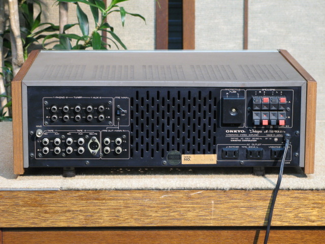 integra A-755mk2/70 ONKYO - HiFi-Do McIntosh/JBL/audio