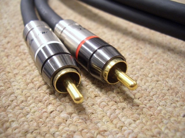 【希少】RCAケーブルTDK CA-QL301 ￼ PCOCC 1m CA-QL301/1.0m TDK - 中古オーディオ 高価買取・販売 ハイファイ堂