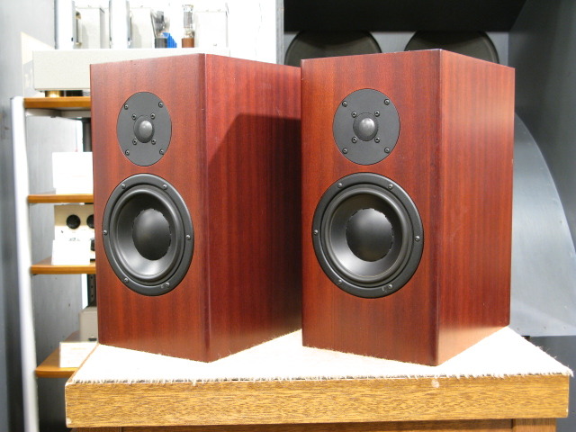 スピーカー・ウーファー Totem Acoustic Mani-2 Totem Acoustic Mani-2 Signature Speakers