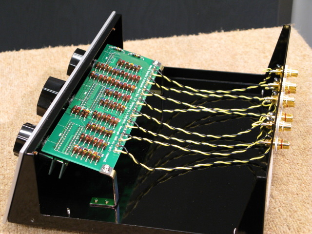 パッシブ式プリアンプ SOFTONE MODEL 5 カーボンソリッド抵抗器