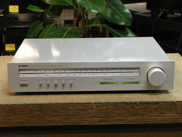 YAMAHA チューナ　T-4 T-4 YAMAHA - 中古オーディオ 高価買取・販売 ハイファイ堂