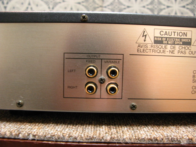 Harman/Kardon ハーマンカードン/パワーアンプ/hk870/S02401739/ピュアオーディオ/Bランク/75【中古】 Harman/Kardonハーマンカードン/パワーアンプ/hk870/S02401739/B