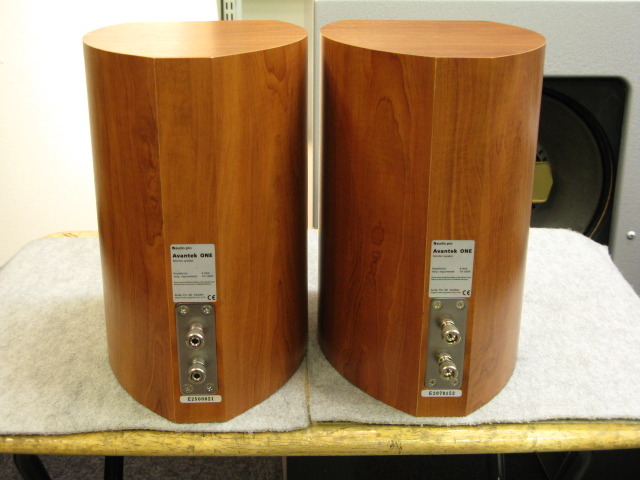 AVANTEK ONE AUDIO PRO - HiFi-Do McIntosh/JBL/audio-technica
