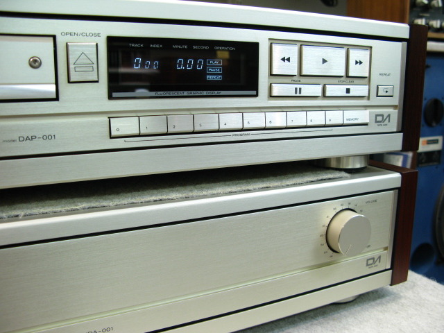 日立 LO-D ローディ CDプレーヤー DAP-001 ジャンク品 △ 6F3E6-6
