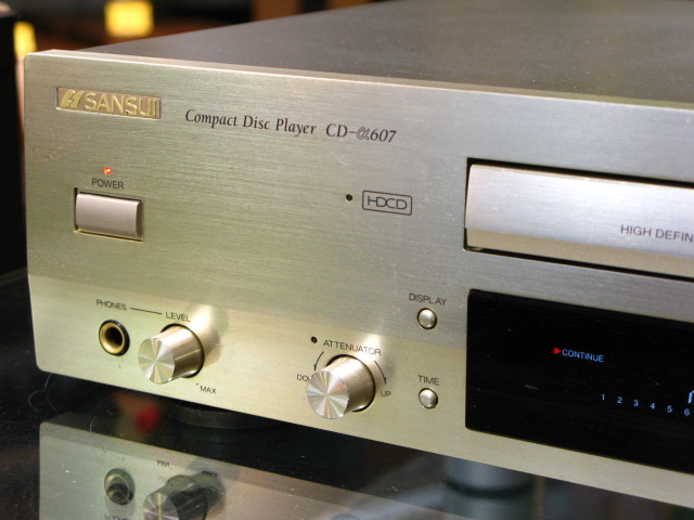 【通電確認済】SANSUI CD-α607CDプレーヤー レトロオーディオ現状品 SANSUI CD-α607iの仕様 サンスイ