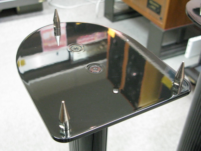 ELAC LS-65 スピーカースタンド ELAC LS-65 スピーカースタンド ELAC Speaker Stands | Crutchfield