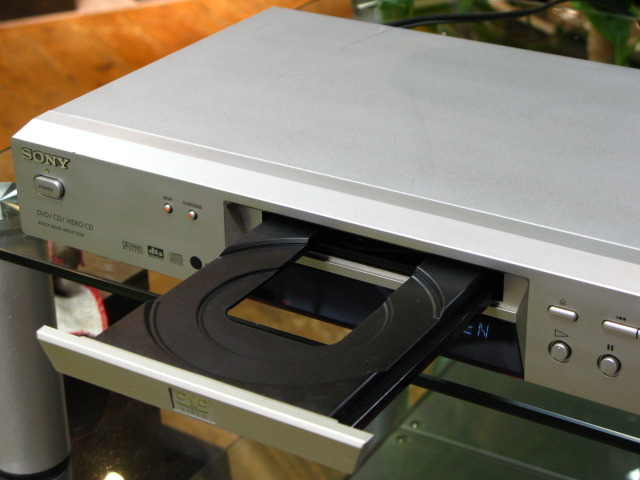 ソニーCD.DVDプレイヤー　DVP ms300 リモコン付　中古品 Sony DVP-NS300 DVD Player