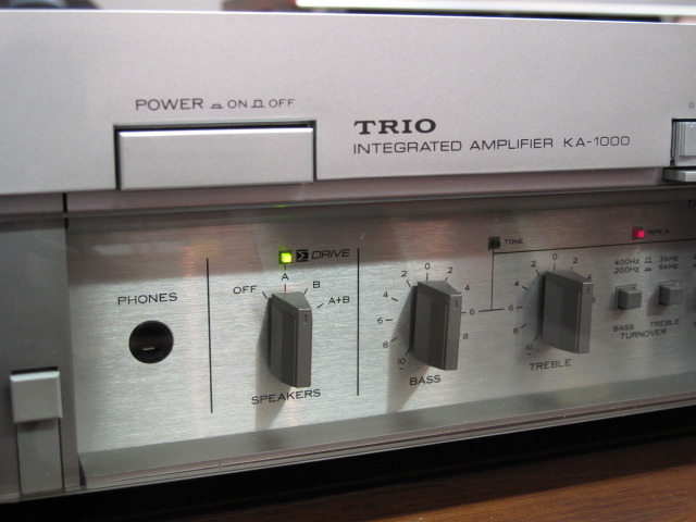 TRIO KA-1000 アンプ + KA-1000-PS 　プリメイアンプ TRIO KA-1000の仕様 トリオ