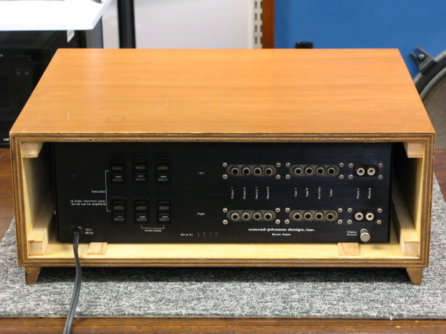 PRE AMPLIFIER conrad-johnson - 中古オーディオ 高価買取・販売