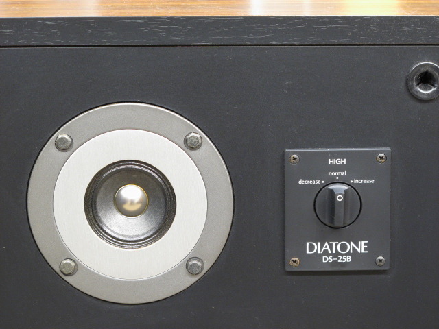 ＤＩＡＴＯＮＥ スピーカー　DS-25B　MKⅡ＆プレイヤー、チューナー、アンプ DIATONEのDS-25Bを聴いてみた | ちびのん＆ピエのViva! 小物