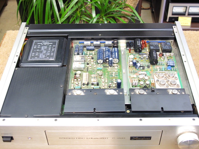 C-220 ACCUPHASE - 中古オーディオ 高価買取・販売 ハイファイ堂