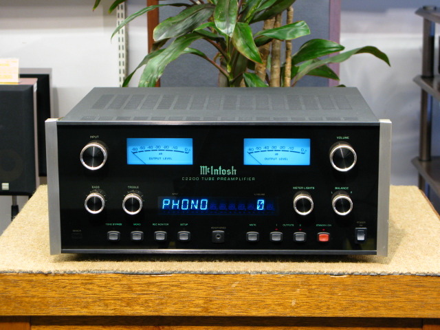 ◆McIntosh C2200 真空管プリアンプ リモコン付　m0a7650 McIntosh 中古品 真空管プリアンプ は完売いたしました