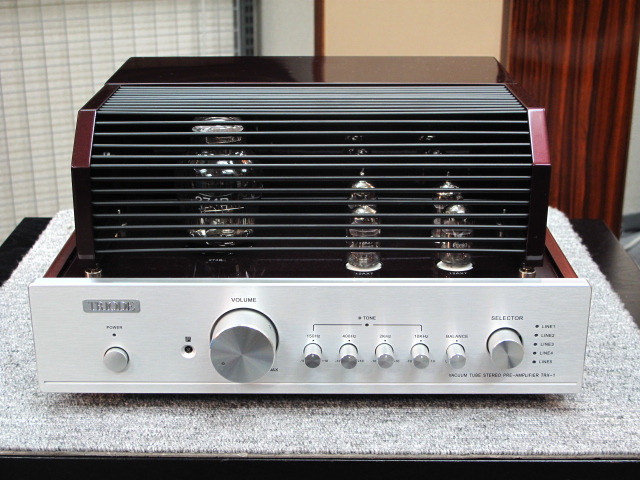 動作品 管球式プリアンプ TRIODE TRX-1 取説リモコン Triode 動作品 管球式プリアンプ TRIODE TRX-1 取説リモコン Triode