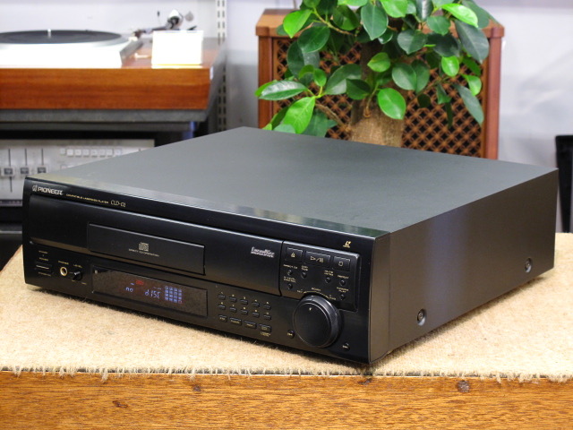 【整備済】Pioneer パイオニア CLD-O2 LDプレーヤー Pioneer パイオニア CLD-02 CD/LDプレーヤー 【中古整備品