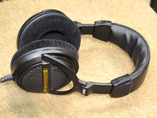 ULTRASONE 開放ダイナミック型ヘッドホン HFI-2200 ULTRASONE 開放