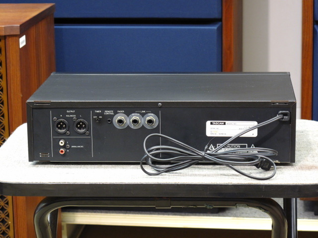 CD-301 TASCAM - 中古オーディオ 高価買取・販売 ハイファイ堂