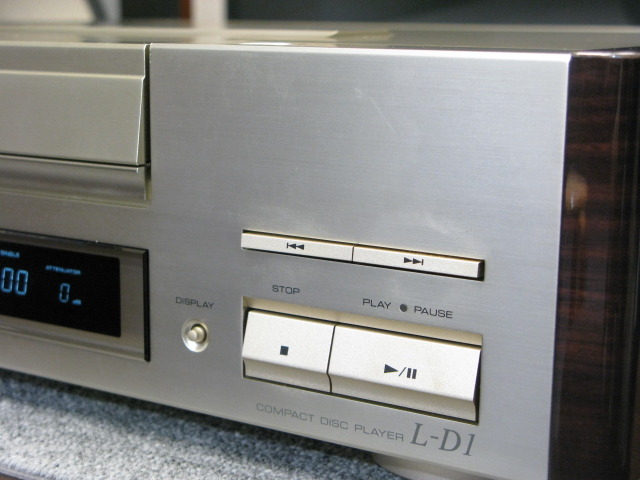KENWOOD ケンウッド/CDプレーヤー/L-D1/40600024/Bランク/88【中古】 KENWOOD ケンウッド/CDプレーヤー/L-D1/40600024/Bランク/88