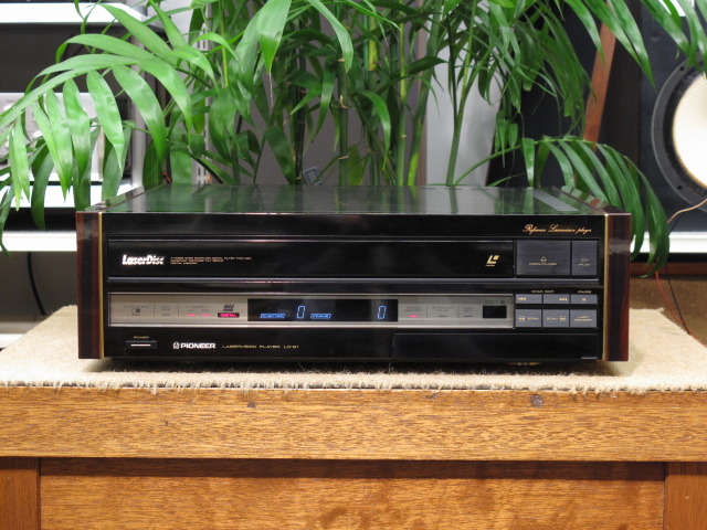 Pioneer LD-S1 パイオニア LDプレーヤー（□特別番外編！超弩級