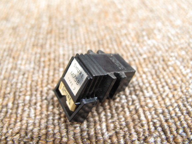 SHURE シュアー　M 75B カモメ　中古美品　針2本付き SHURE シュアー M 75B カモメ 中古美品 針2本付き SHURE