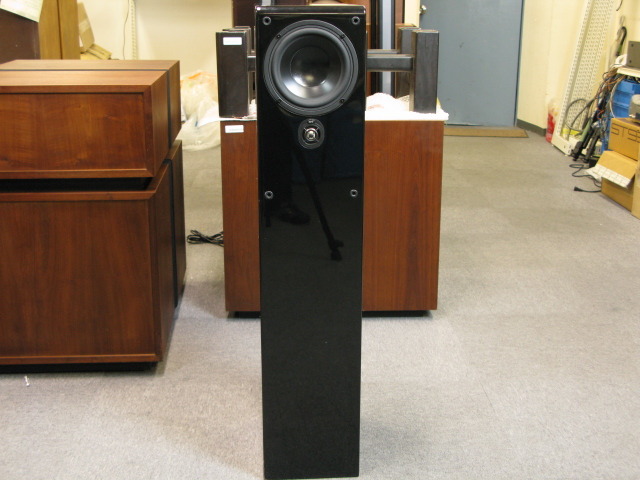 studio maker speaker price