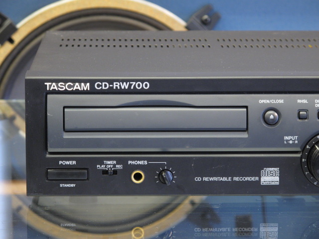 TASCAM CD-RW700 業務用 CDレコーダー 録音機器 タスカム CD