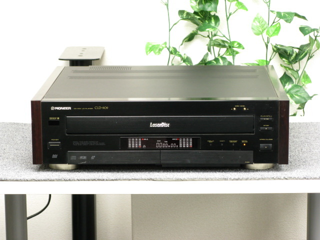 【美品】Pioneer CLD‑909 LDプレーヤー 高音質・重厚ボディ 希少 美品】Pioneer CLD‑909 LDプレーヤー 高音質・重厚ボディ 希少