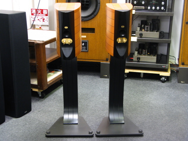 スピーカー・ウーファー Sonus faber Cremona Auditor+Stand CREMONA AUDITOR + STAND / SONUS FABER 売約済