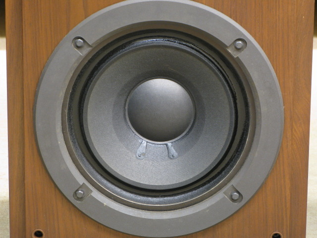 DIATONE DS-26B 3ウェイスピーカー セット DIATONE DS-26Bの仕様 ダイヤトーン