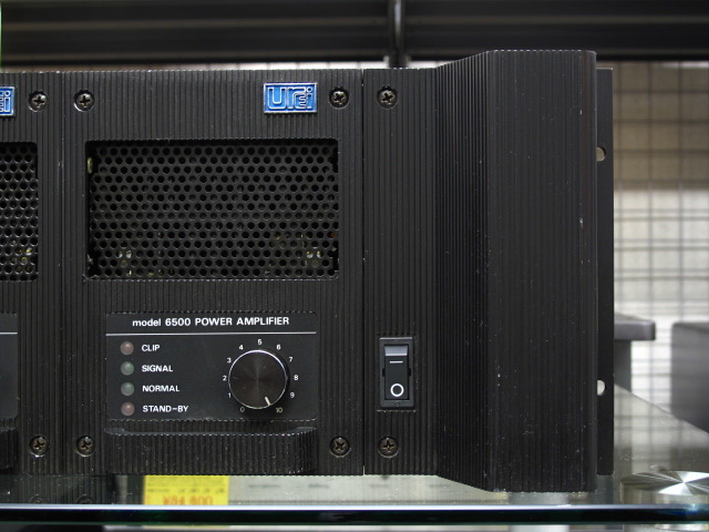 urei model 6500 POWER AMPLIFIER SEVENTIES STEREO: MASSIVE urei model 6500 POWER AMPLIFIER SEVENTIES STEREO: MASSIVE