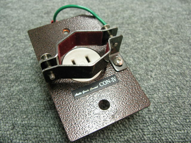 CSE シーエスイー CON-IV オーディオグレード 壁用コンセント・プラグ ヨドバシ.com - CSE シーエスイー 壁用コンセント・プラグ CON-4