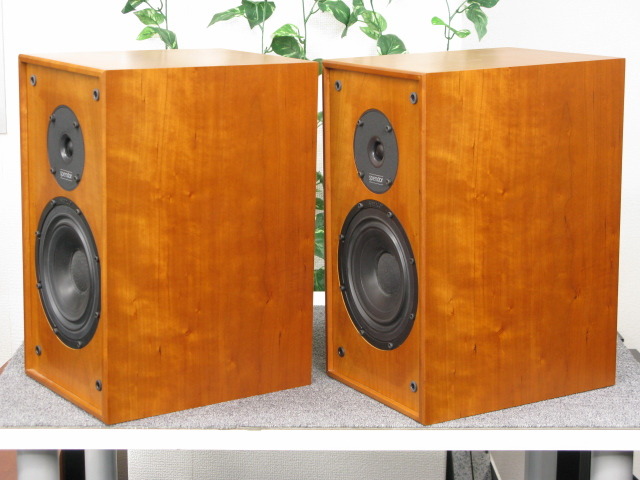 Spendor スピーカー SP3/1P Spendor SP3/1Pスピーカー 久々にSPENDOR SP3/1Pを聴く : 音の牢獄